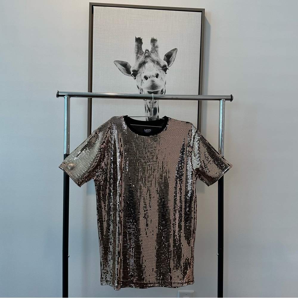 Gold party tee